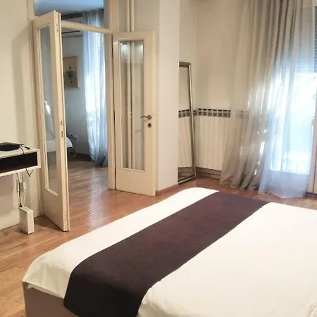 One Bedroom Theatre Lejlighed